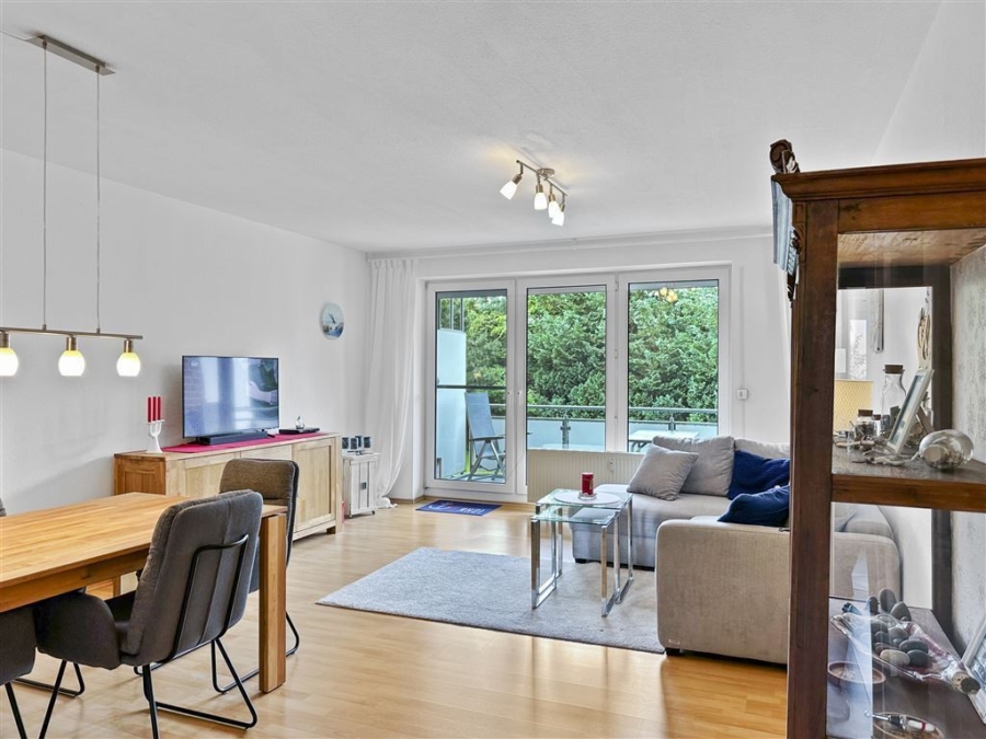 Heiligenhafen – sehr gepflegte und moderne 2-Zimmer-Wohnung in guter Lage, 23774 Heiligenhafen, Etagenwohnung