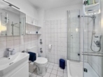 Heiligenhafen - sehr gepflegte und moderne 2-Zimmer-Wohnung in guter Lage - Badezimmer